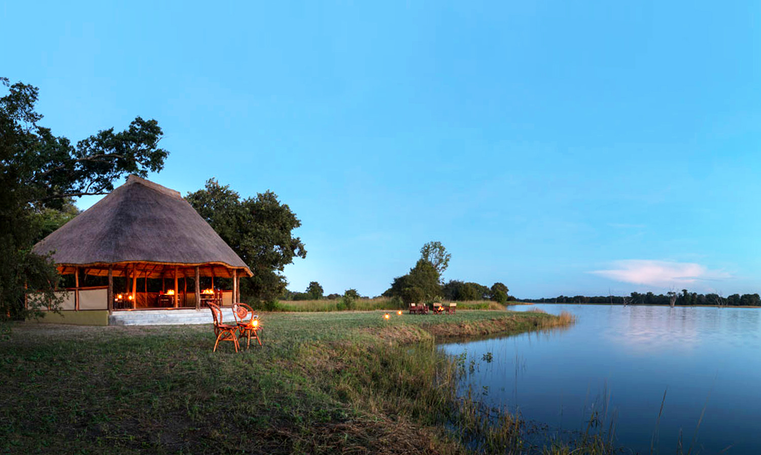 lake-camp-wet-season