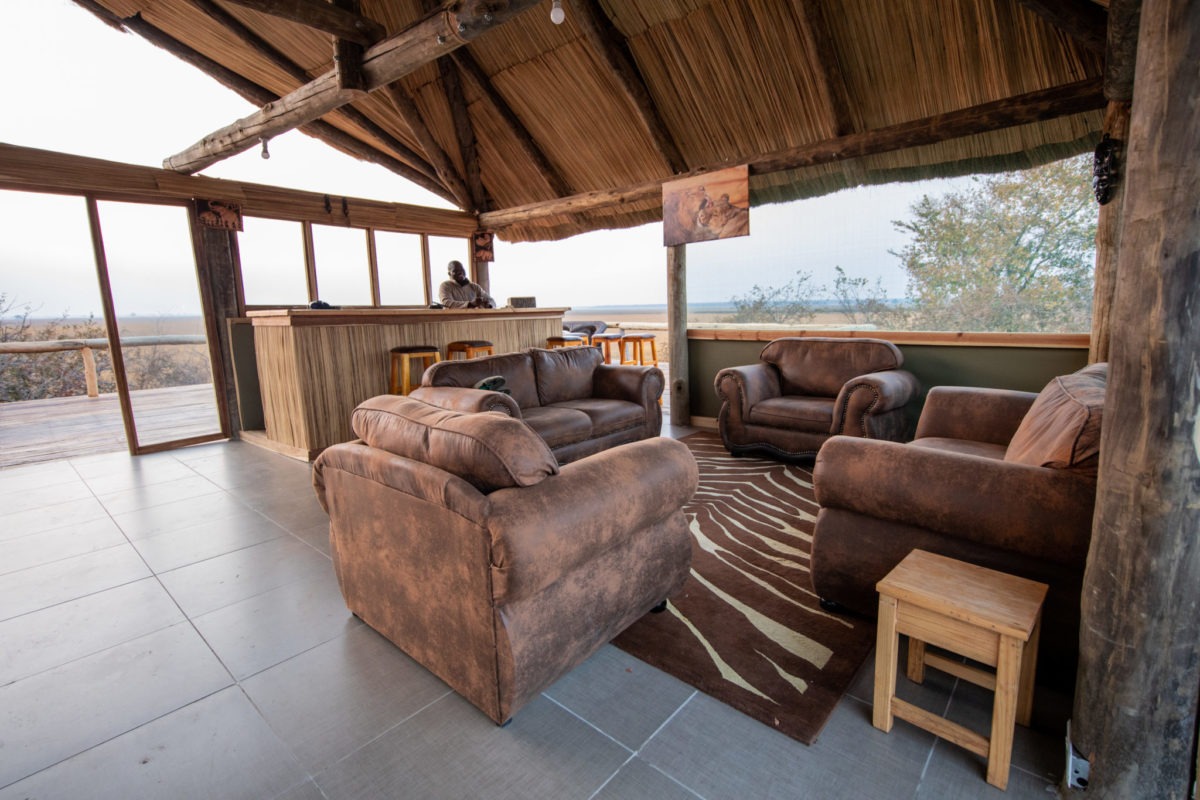 zambia-kafue-national-park-kasonso-busanga-camp-29-1200x800